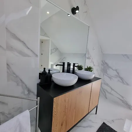 Santa Clara Heights -3 Bdr By Feelcoimbra Coïmbre