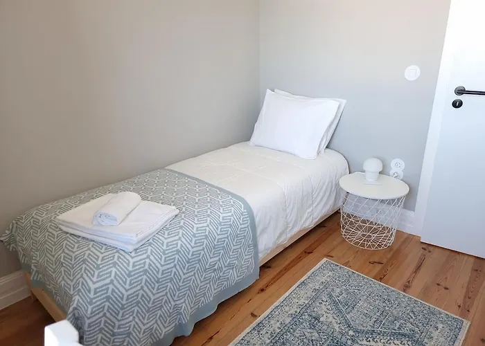 Santa Clara Heights -3 Bdr By Feelcoimbra Apartment *