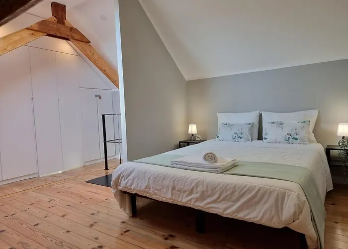Santa Clara Heights -3 Bdr By Feelcoimbra Apartment