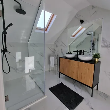 Santa Clara Heights -3 Bdr By Feelcoimbra *