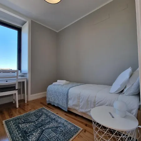 Apartment Santa Clara Heights -3 Bdr By Feelcoimbra