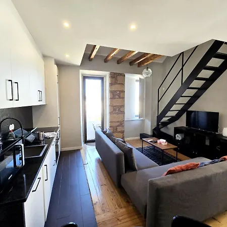 Santa Clara Heights -3 Bdr By Feelcoimbra