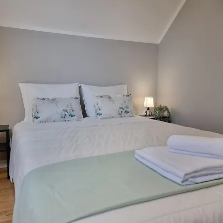 Santa Clara Heights -3 Bdr By Feelcoimbra Apartment