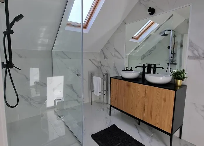 Santa Clara Heights -3 Bdr By Feelcoimbra *